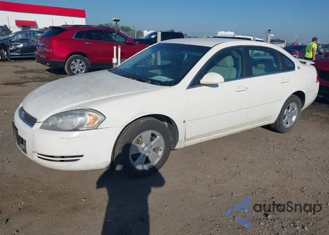 2008 Chevrolet Impala Lt z USA, uszkodzony, nr VIN 2G1WT58K681342890